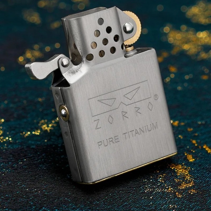 Lighter Insert Zippo - ZORRO Puur titanium lichtere beweging van